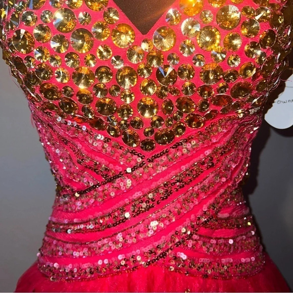 Sherri Hill 21168 Dress Size 6 - Picture 5 of 12